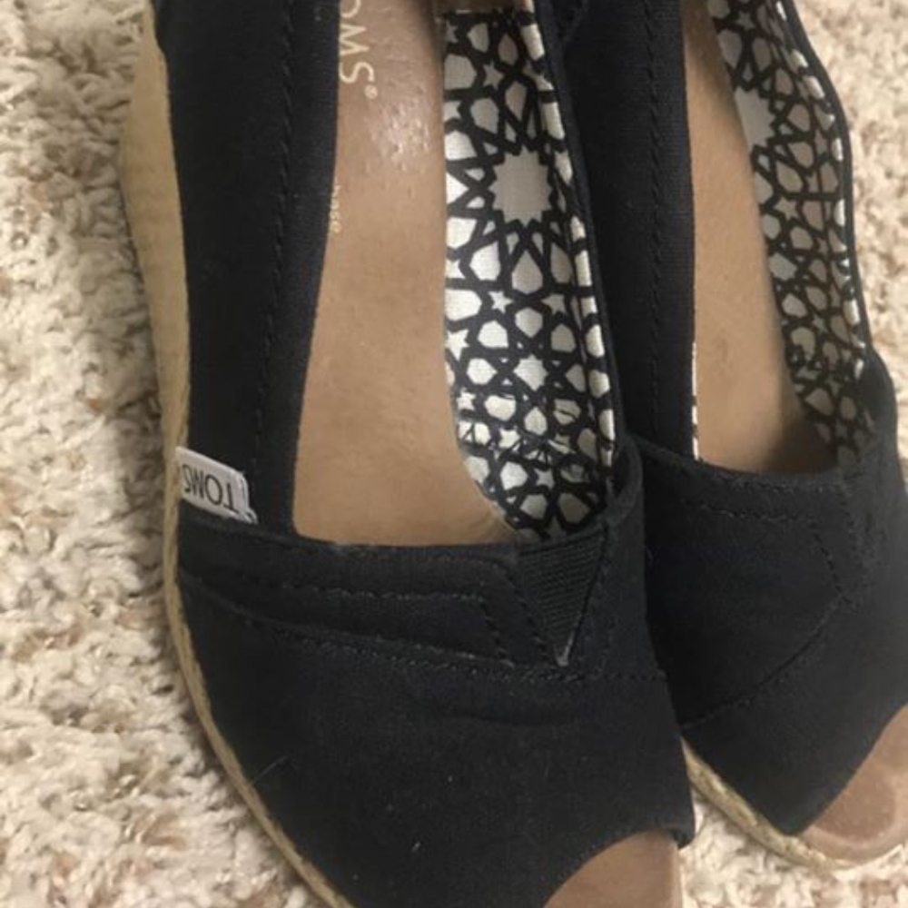 Toms wedges